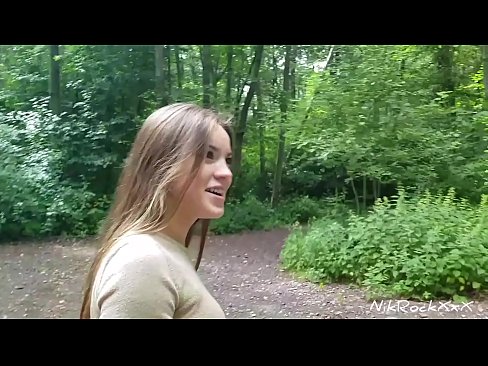 ❤️ Soovitasin Evelinale, et me keppiksime avalikus kohas! Ta ütles jah. Siis ma keppisin teda perse ja sperma tema suhu. Siis pissis ta end täis. Koduporno at us