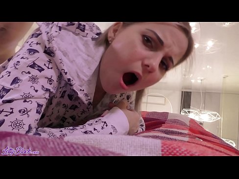 ❤️ Seksikas ema neelab ja pregistyle seks - sperma lähedalt üles Koduporno at us